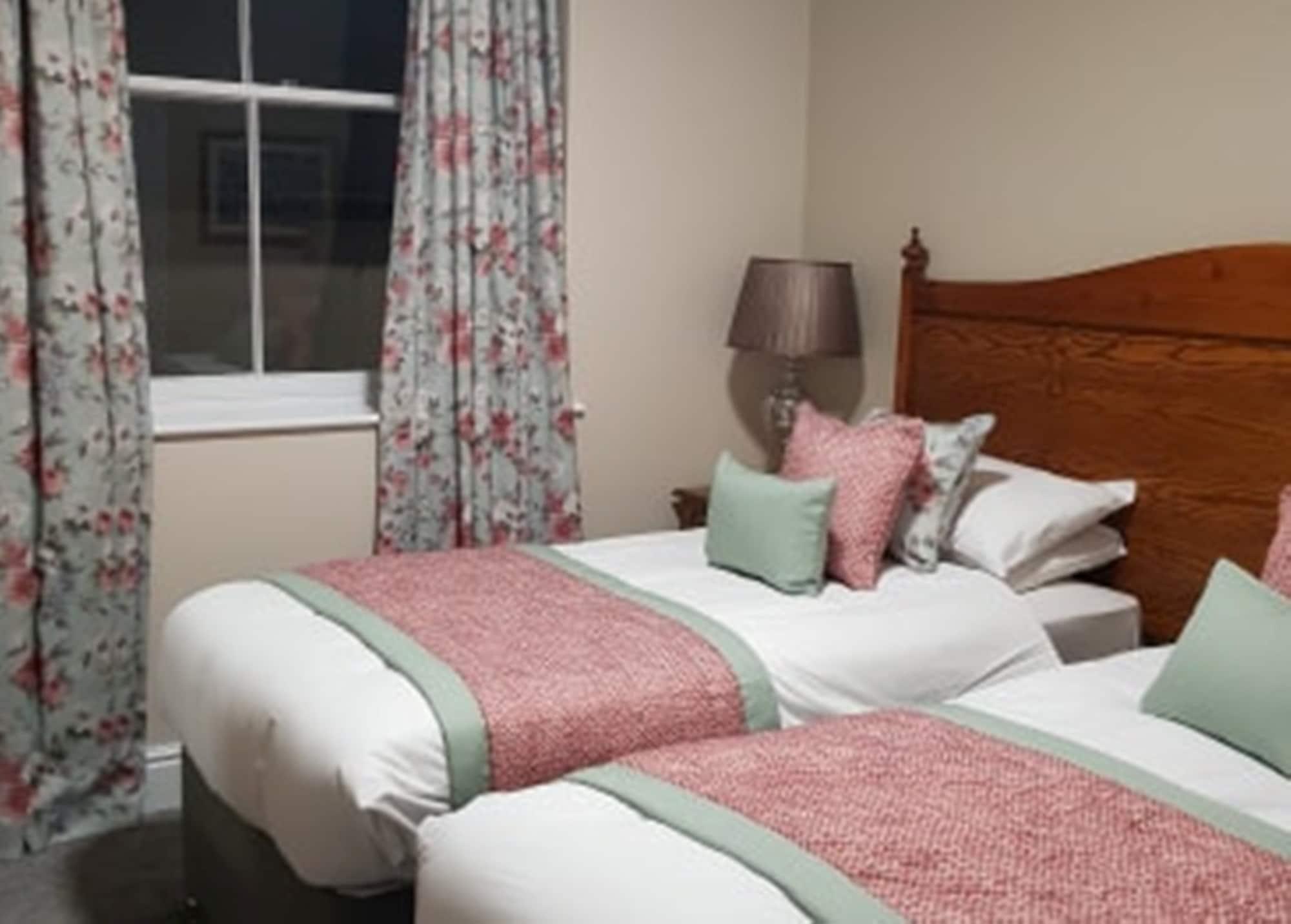 The Atherstone Red Lion Hotel Dış mekan fotoğraf