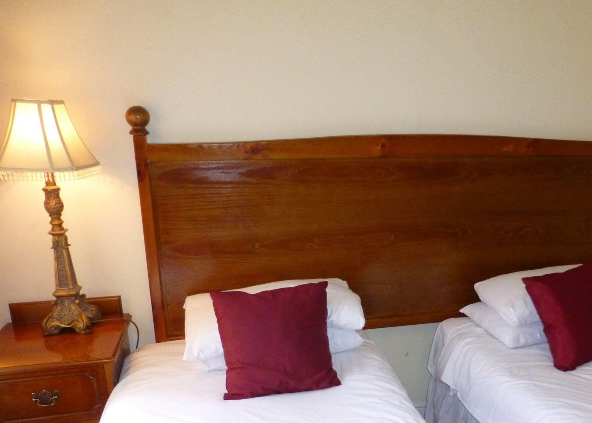 The Atherstone Red Lion Hotel Dış mekan fotoğraf